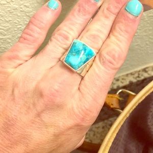 Vintage turquoise stone sterling silver ring
